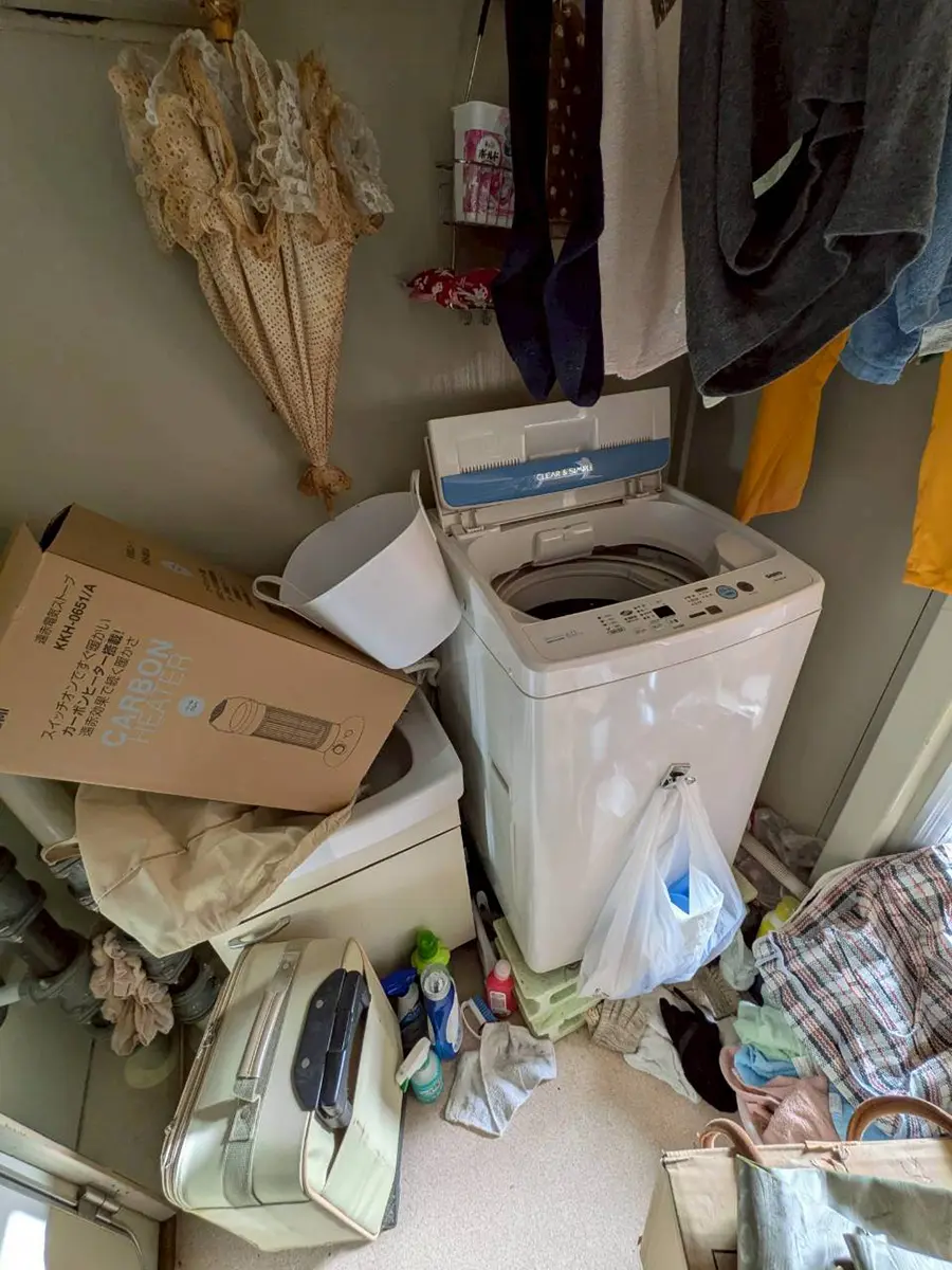 2K マンションの残置物撤去beforeの部屋写真